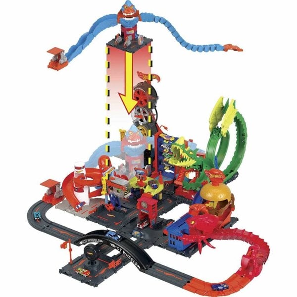 hot wheels city wreck & ride gorilla attack with 1 car, connects to other sets, gas station themed set, gift for kids 4 to 8 years old (1)