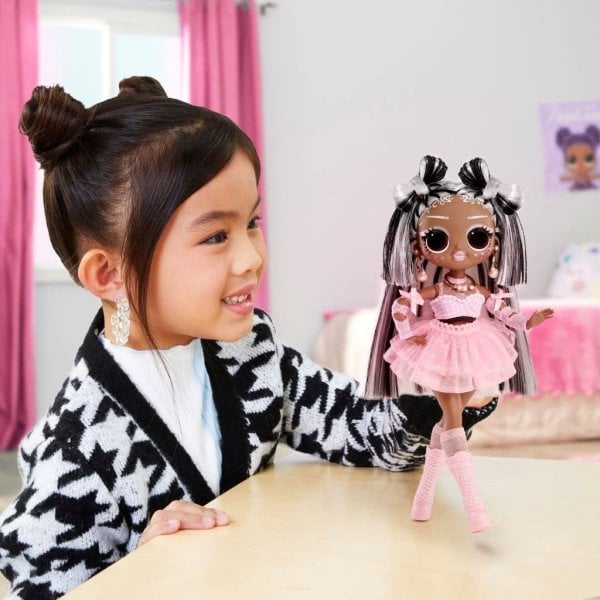lol surprise omg sunshine color change switches fashion doll with color changing hair and fashions and multiple surprises and fabulous accessories4